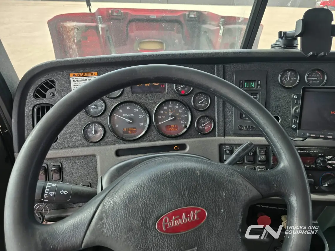 2014 Peterbilt 384