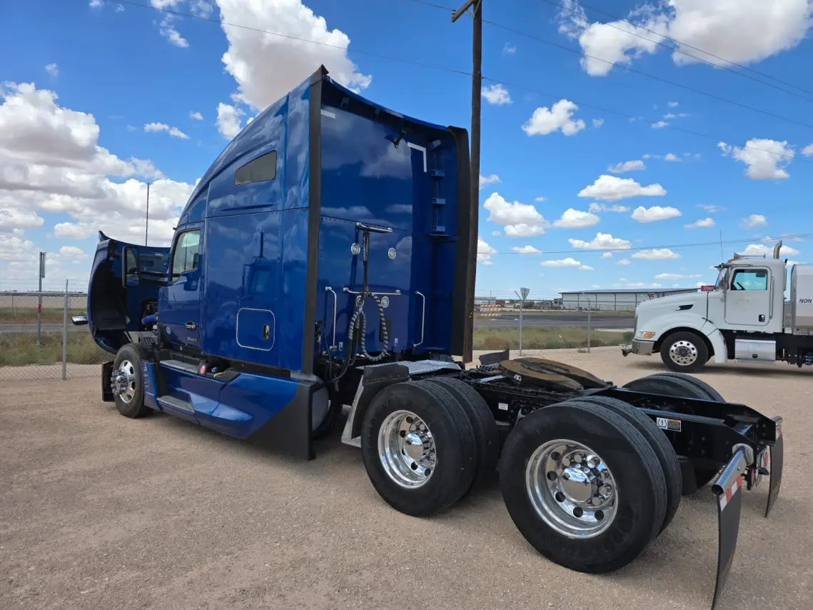 2022 Kenworth T680