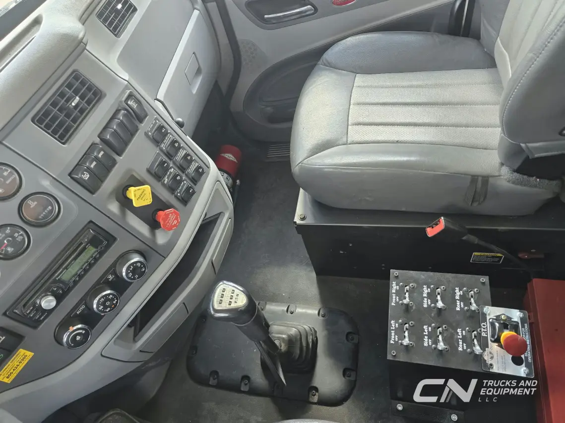 2016 Peterbilt 579